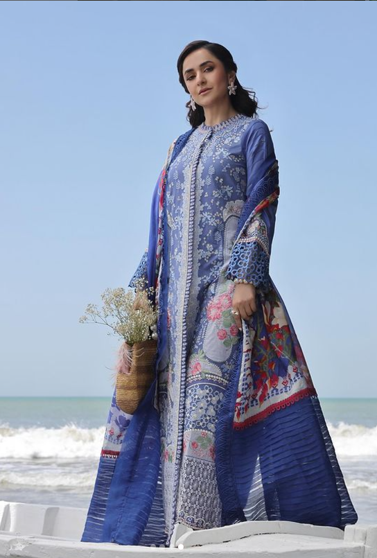 Yumna Zaidi’s Blue Crochet Sleeve Kashmiri Suit Design